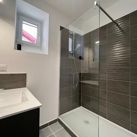 Appartement Lumineux 3 Pieces Pres Des Halles Et De La Plage, Wifi, Clim, Parkings Proches - Fr-1-239-910 *